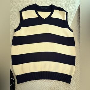 Brandy Melville oversized vest